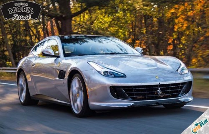 Ferrari GTC4 Lusso T